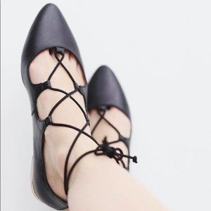 Like New! Brash Pointed Toe Lace up Flat Shoes